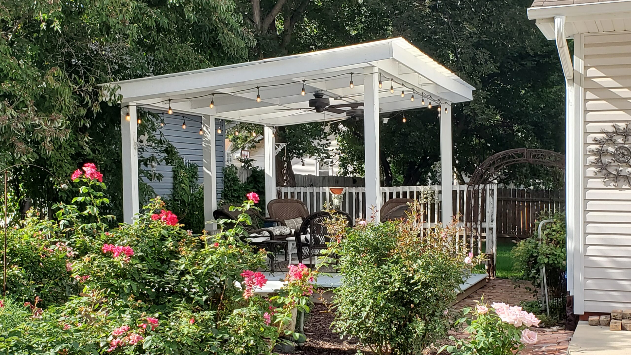 Picture of outside sitting area.